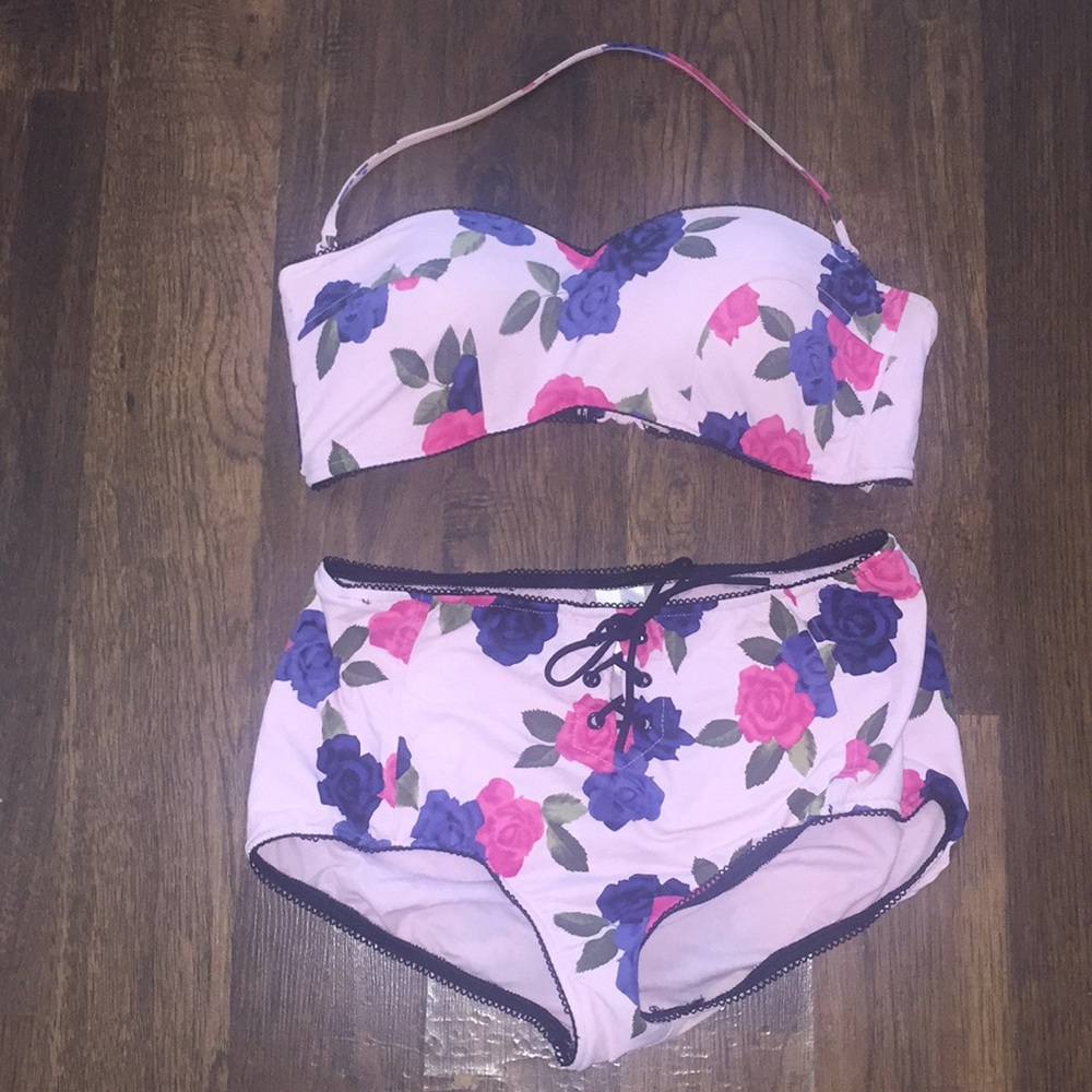 Seafolly pinup style high waisted bikini 👙